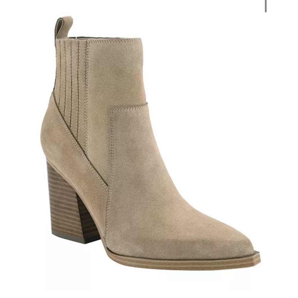 Marc Fisher Marela Suede Boots
Size 8 NEW!